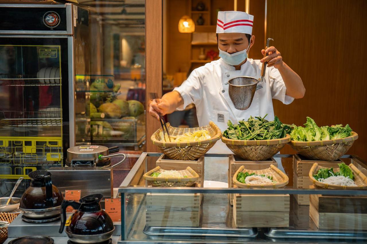 Sanya South China Hotel Екстериор снимка